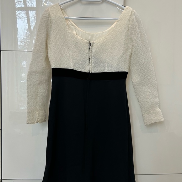 Gorgeous vintage dress Size 4 - Picture 5 of 5